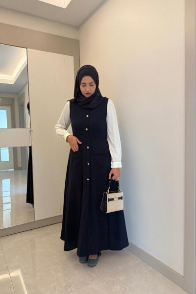 Feryal Jile Lacivert