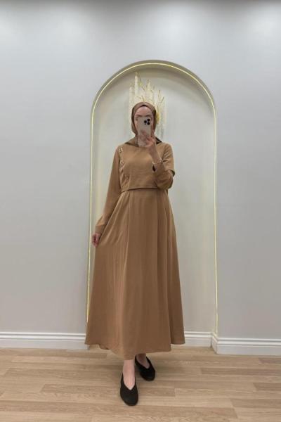 Aden Elbise Camel